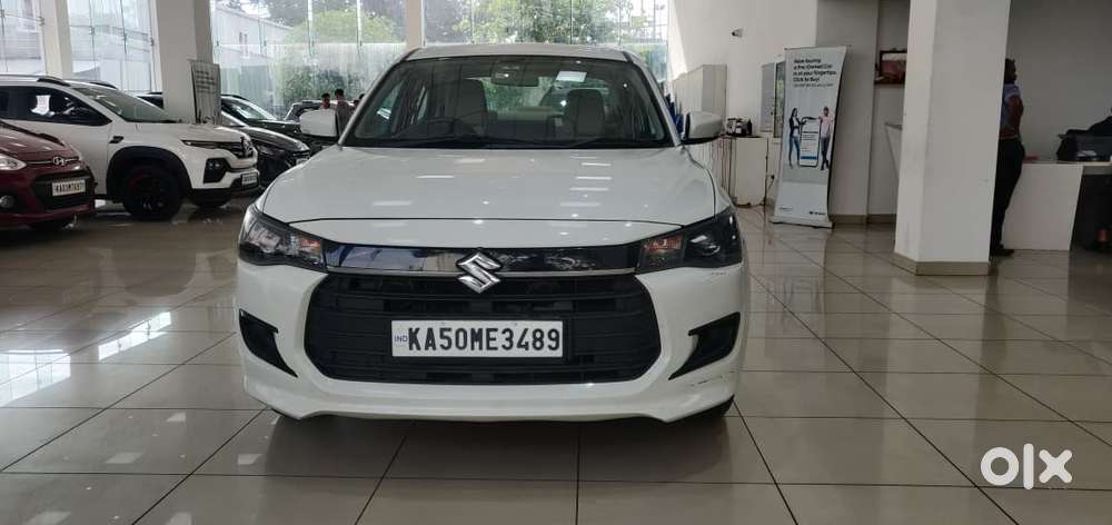 Maruti Suzuki Dzire Vxi Ags, 2025, Petrol