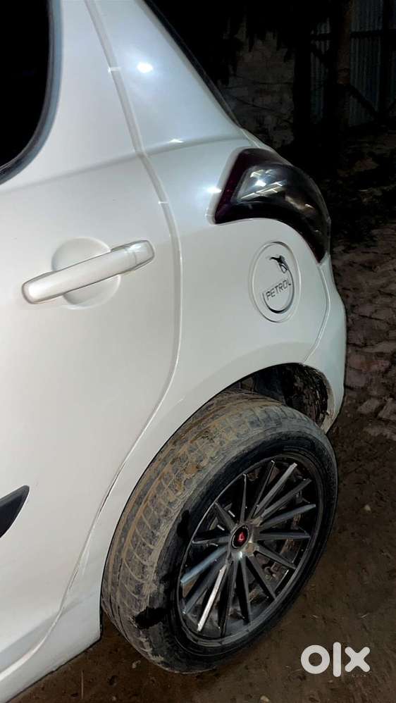 Maruti Suzuki Swift 2011