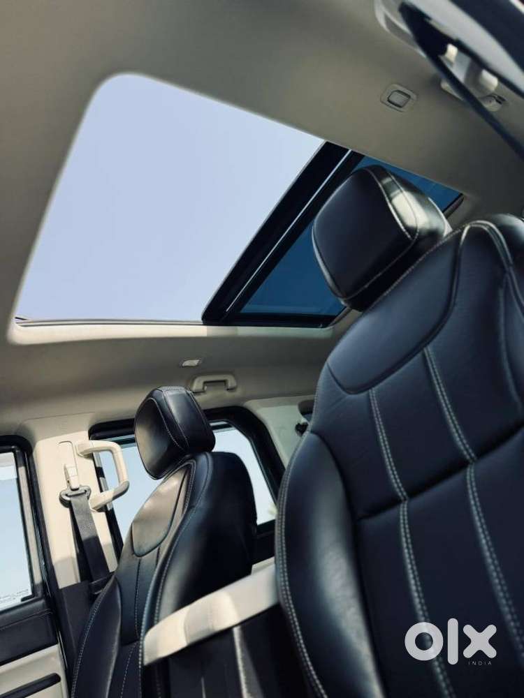 Mahindra Thar Roxx Ax7 L Diesel Mt 2wd, 2025, Diesel