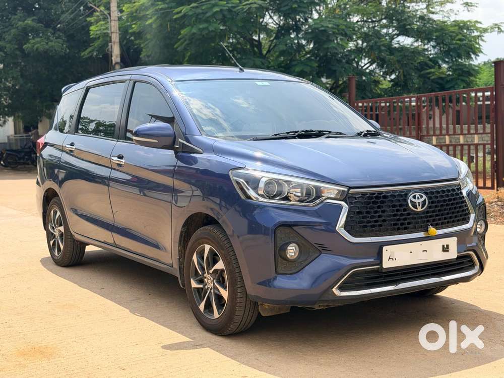 Toyota Rumion V Mt, 2023, Petrol