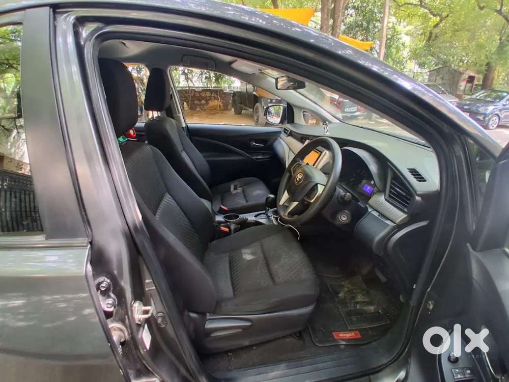 Toyota Innova Crysta Gx 2017