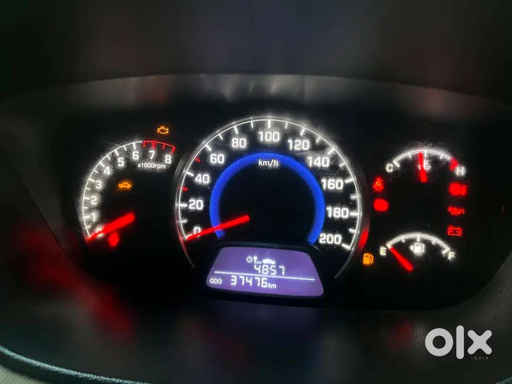 Hyundai Grand I10 Sportz 2017 Well Maintained