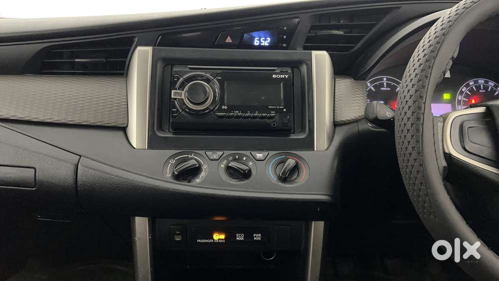 Toyota Innova Crysta [2020-ongoing] 2.4 Gx 7 Str, 2017, Diesel