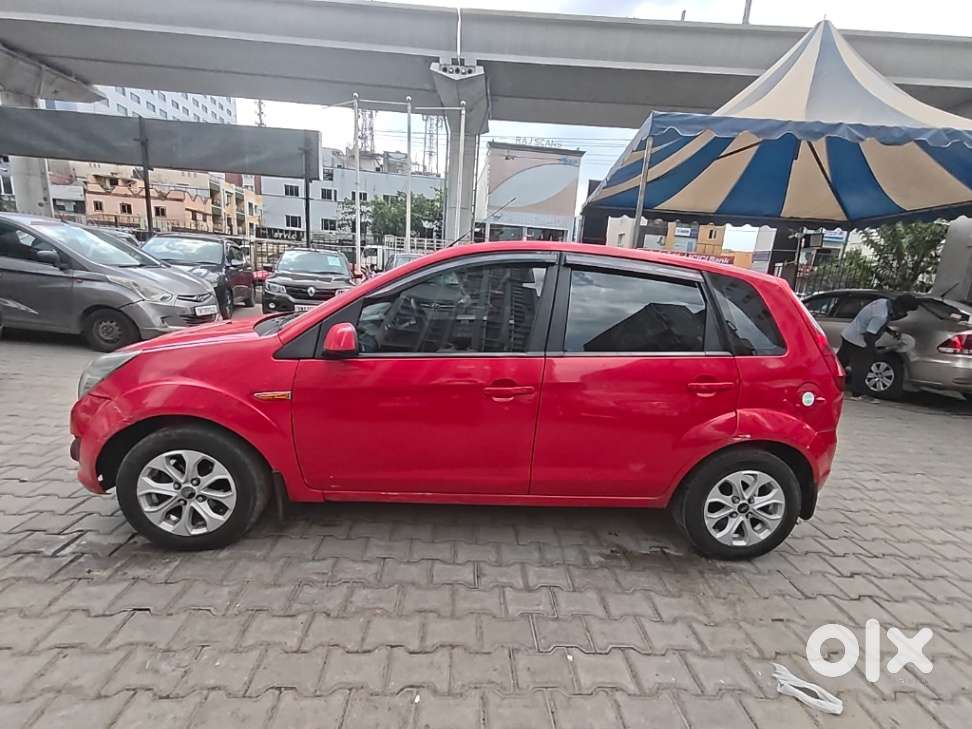 Ford Figo Petrol Zxi, 2010, Petrol