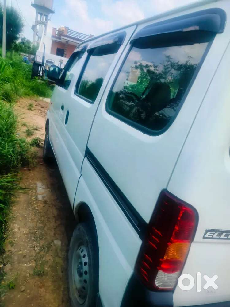 Maruti Suzuki Eeco Smiles 2023