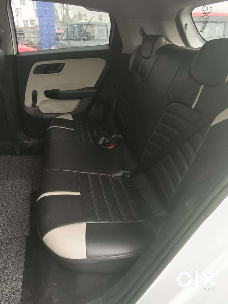 Tata Altroz 1.2 Xe, 2021, Petrol
