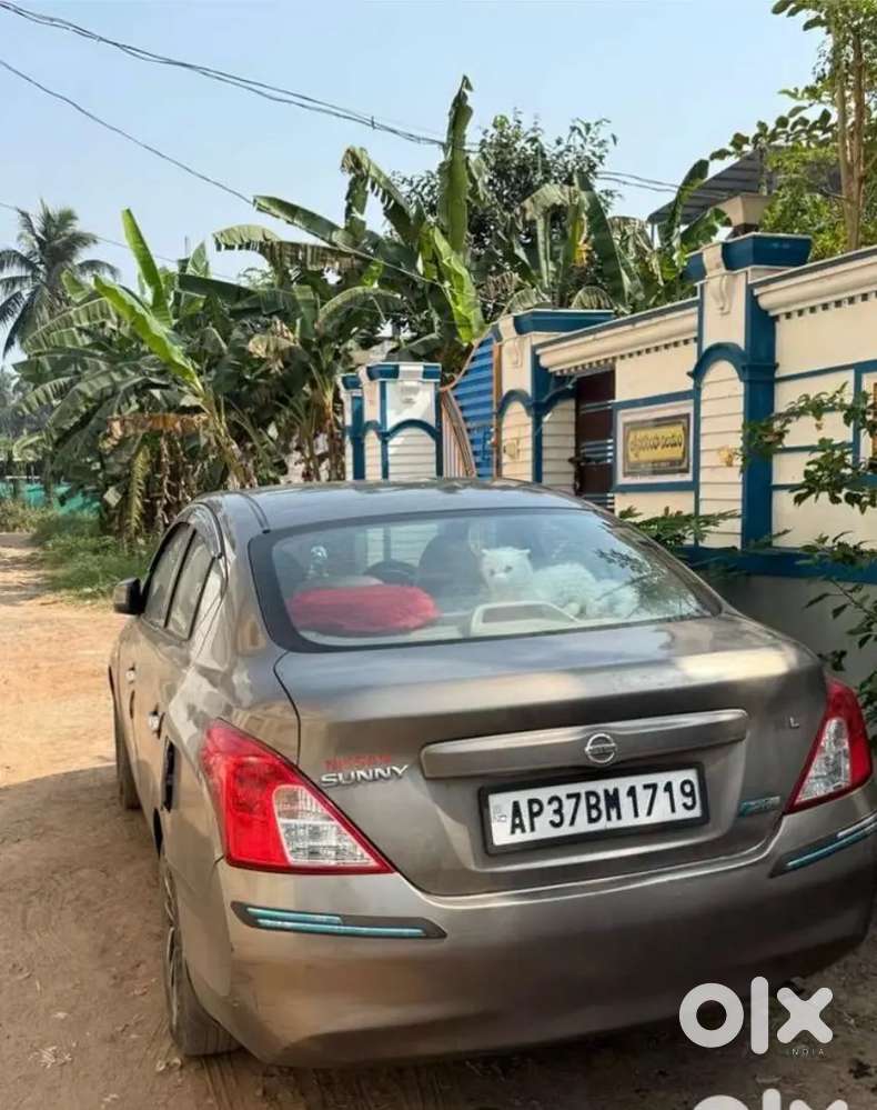 Nissan Sunny Diesel 2012 Car