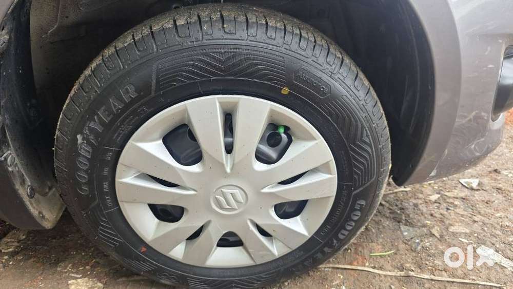 Maruti Suzuki Dzire 1.2 Vxi, 2014, Petrol