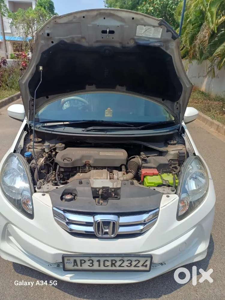 Honda Amaze 2nd Gen 2014 Diesel 128000 Km Driven