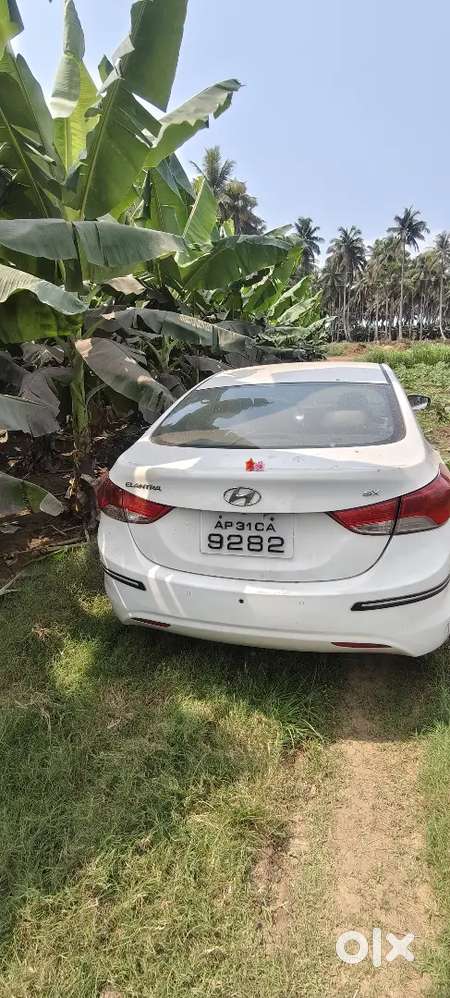 Hyundai Elantra 2013 Diesel 110000 Km Driven