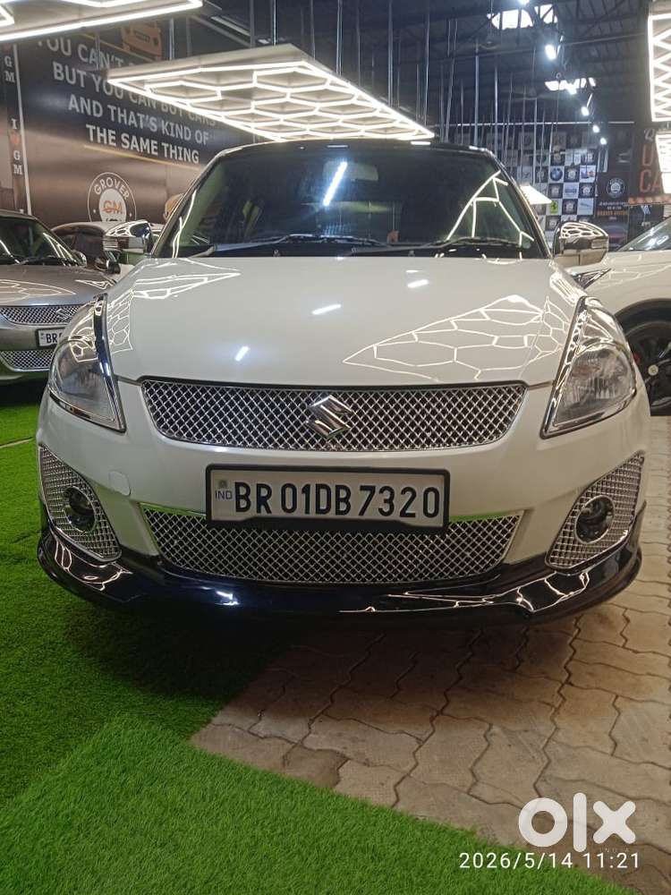 Maruti Suzuki Swift Vxi Optional, 2016, Petrol