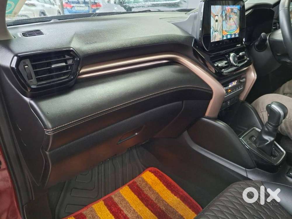 Maruti Suzuki Grand Vitara 1.5 Alpha Plus Dual Tone Intelligent Hybr..
