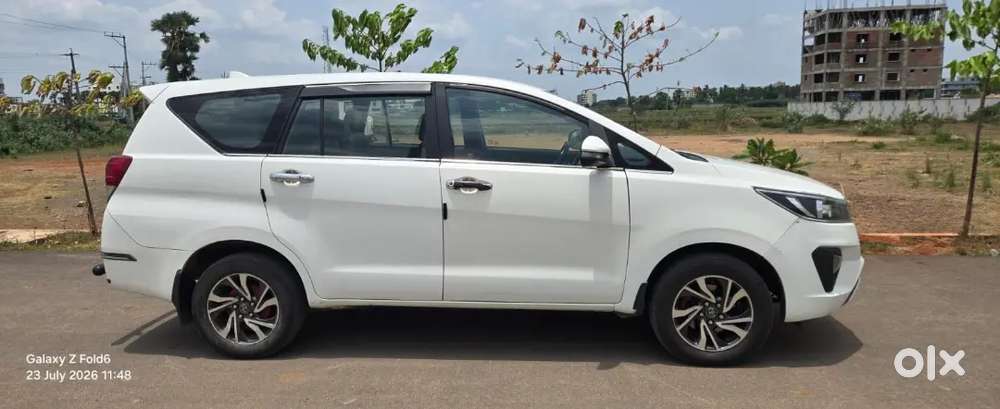 Toyota Innova Crysta 2020 Second-owner Diesel Manual