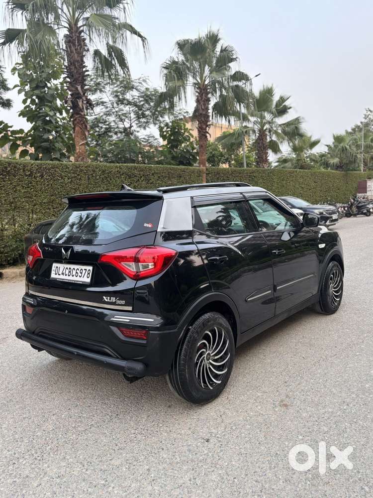 Mahindra Xuv300 W4, 2023, Cng & Hybrids