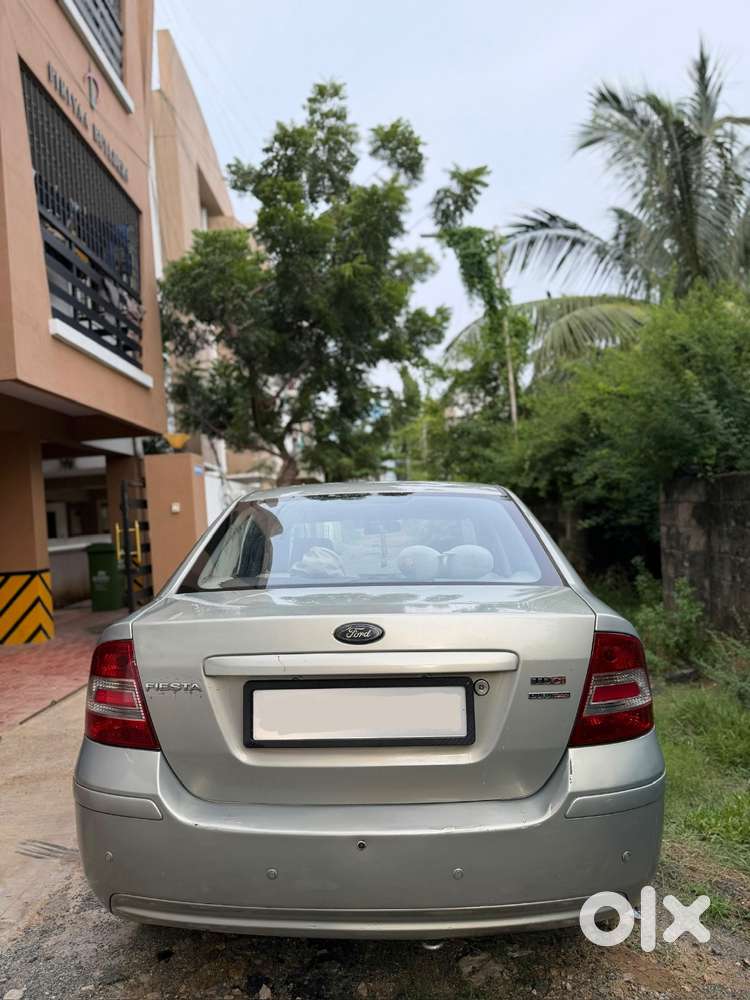 Ford Fiesta Exi 2011 Car (negotiable)