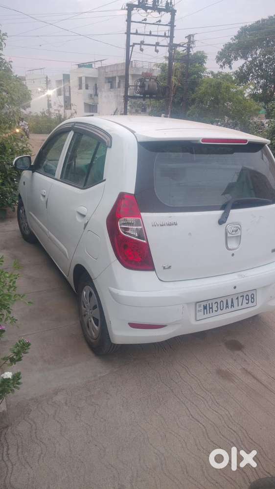 Hyundai I10 Sportz 2011