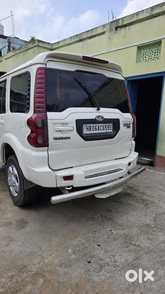 Mahindra Scorpio 2014 Diesel Manual