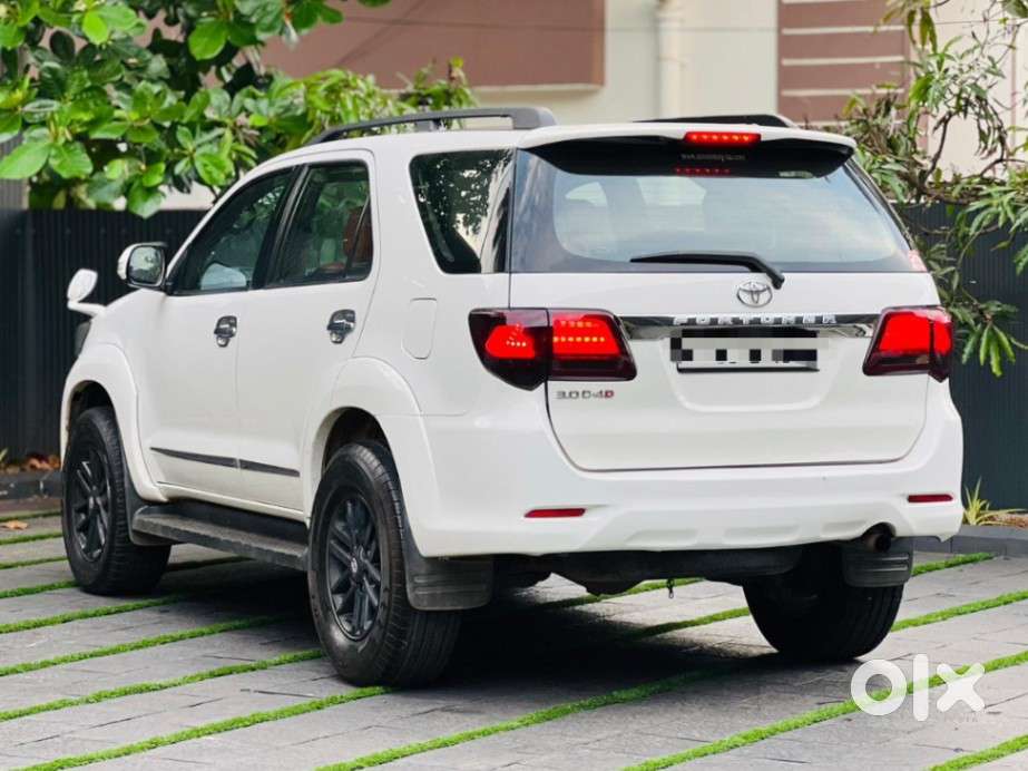 Toyota Fortuner 3.0 4x2 Automatic, 2015