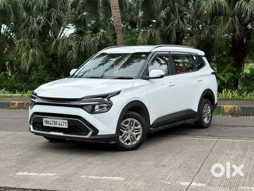 Kia Carens, 2022, Petrol