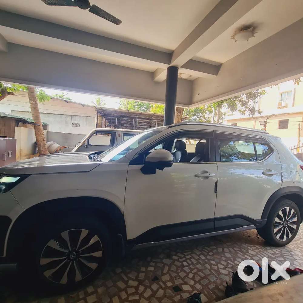 Honda Elevate 2023 Petrol Well Maintained