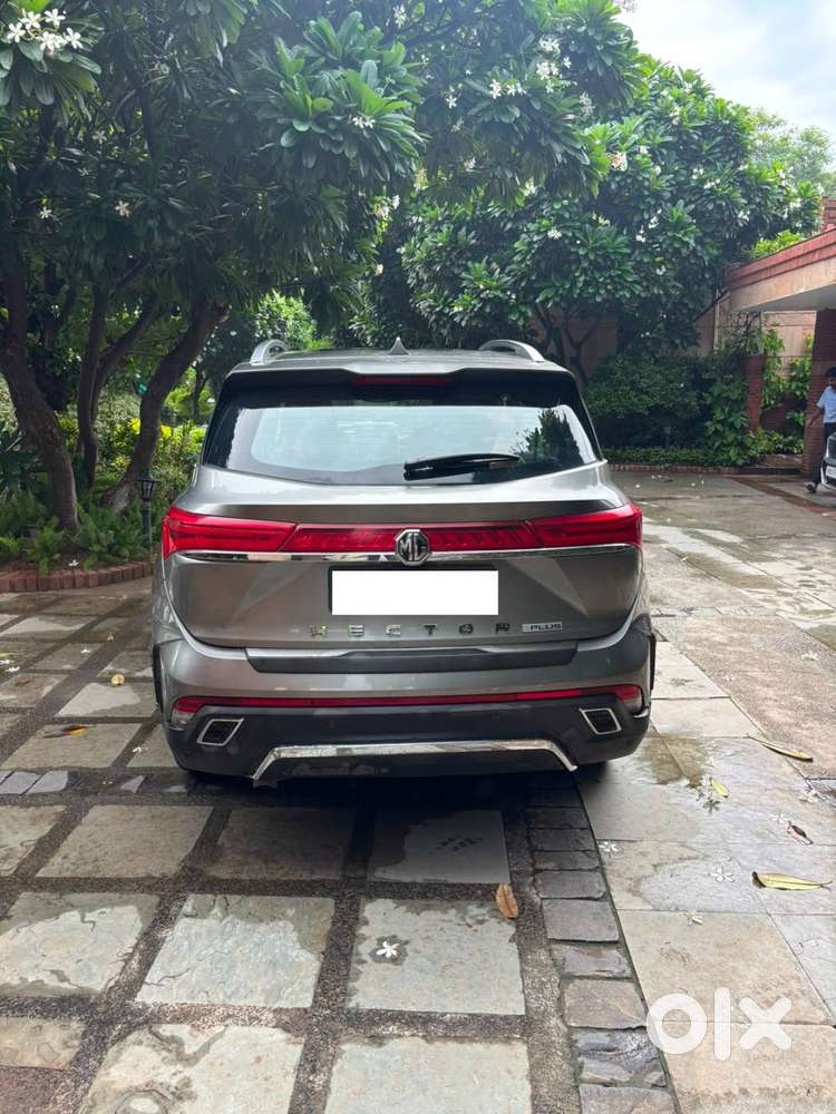 Mg Hector Plus Manufacture 9/24 And Registration 1/25