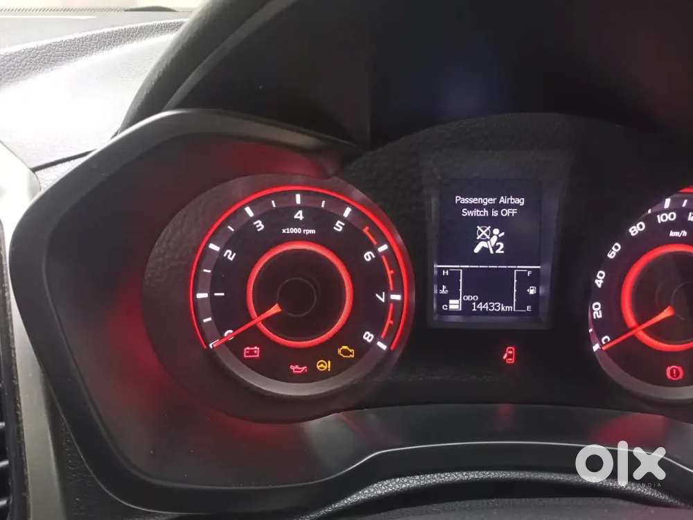 Mahindra Xuv300 2020 Petrol 14400 Km Driven