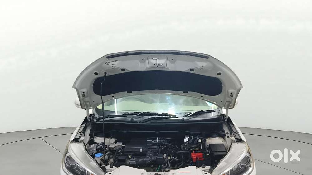 Maruti Suzuki Ertiga Vxi (o) Cng, 2024, Cng & Hybrids