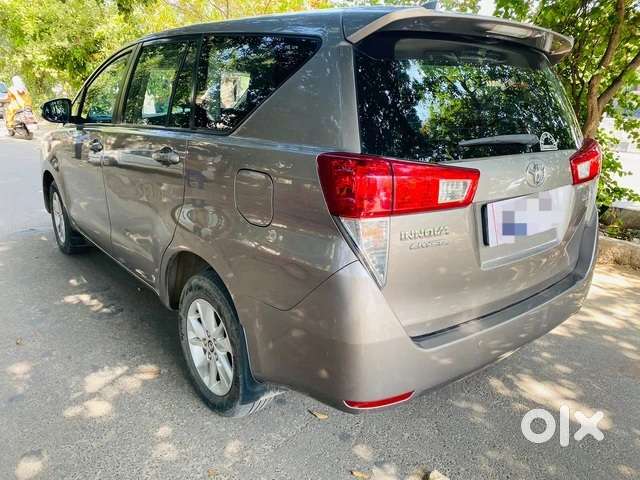 Toyota Innova Crysta 2.4 G Mt, 2016, Diesel