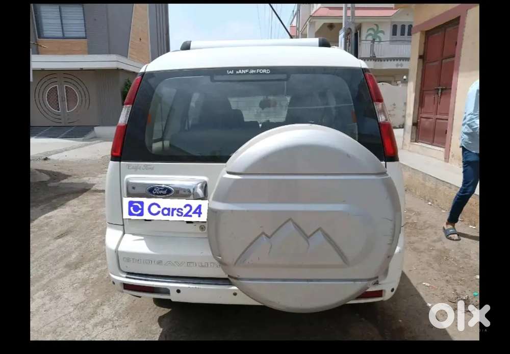 Ford Endeavour 2.5 Mt 2010