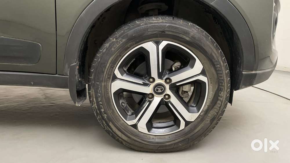 Tata Nexon 1.2 Revotron Xz Plus, 2023, Petrol