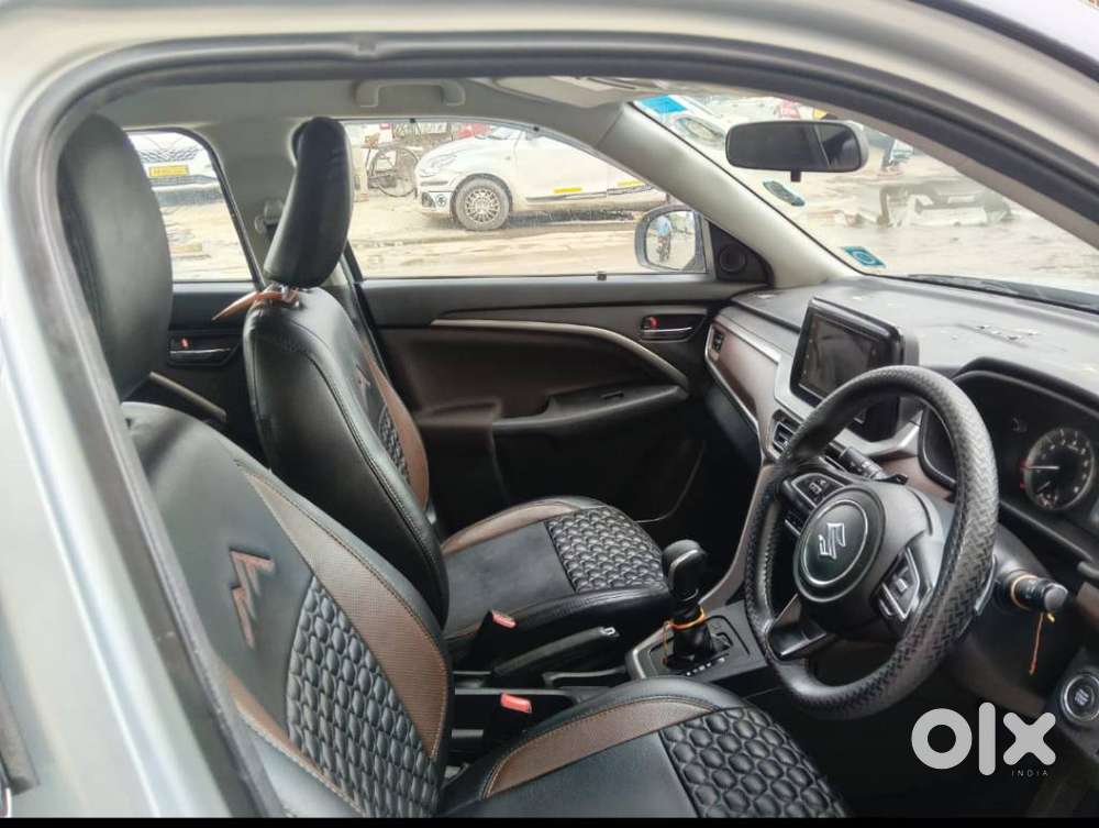 Maruti Suzuki Brezza 1.5 Zxi At Smart Hybrid, 2024, Petrol