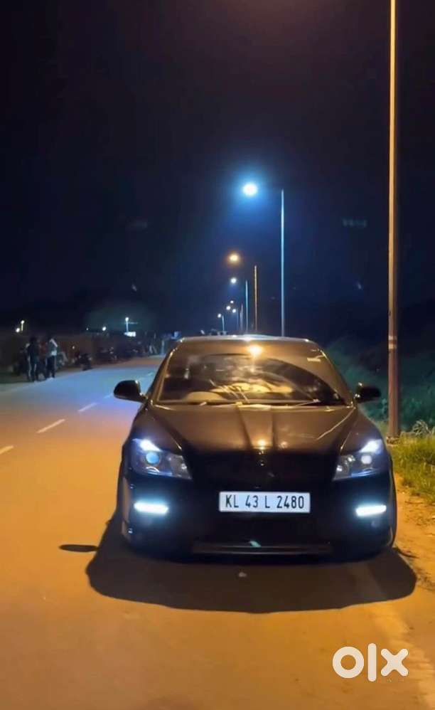 Skoda Laura