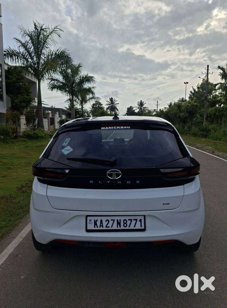 Tata Altroz Xz Plus (s) Icng, 2023, Cng & Hybrids