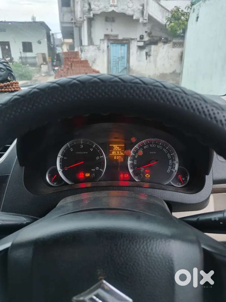 Maruti Suzuki Swift Dzire 2013