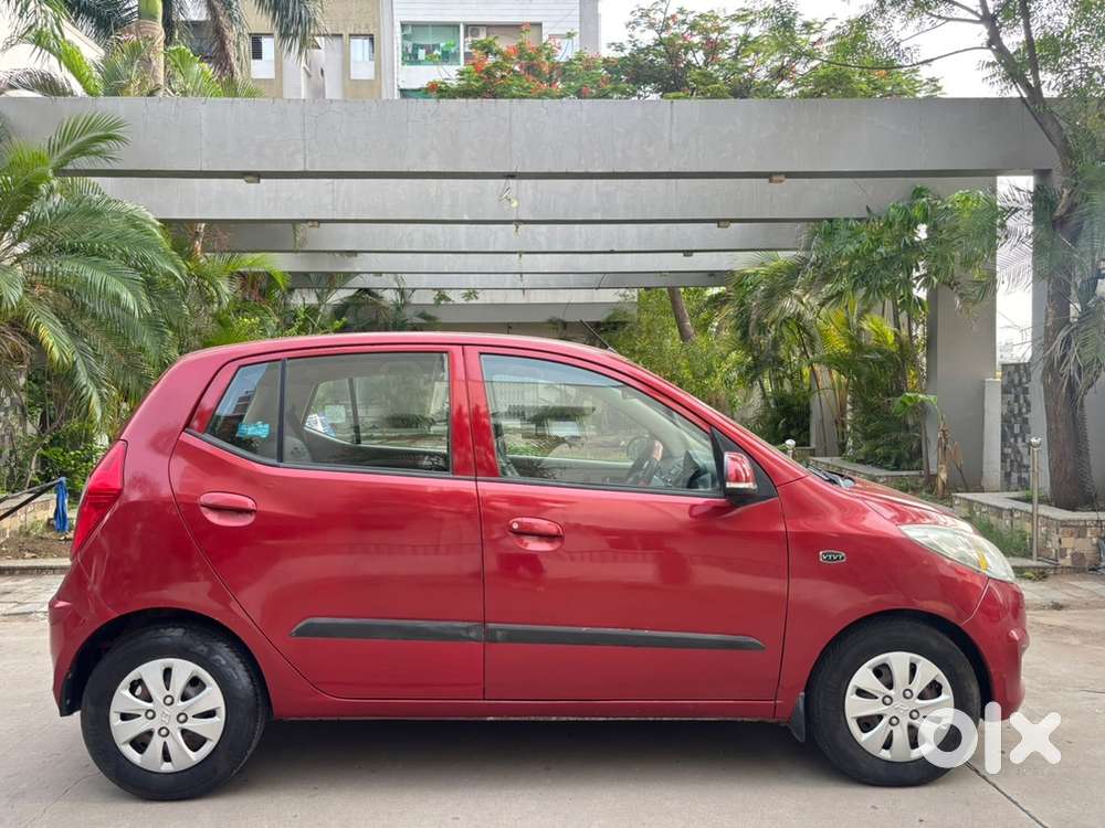 Hyundai I10 2013 1st Owner 24000 Kms Driven