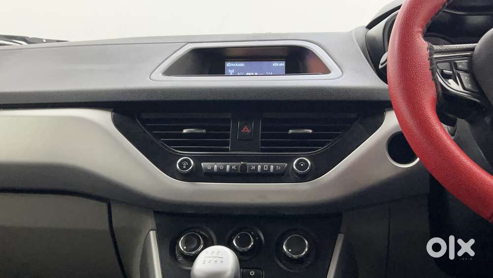 Tata Nexon 1.5 Revotorq Xm, 2017, Diesel