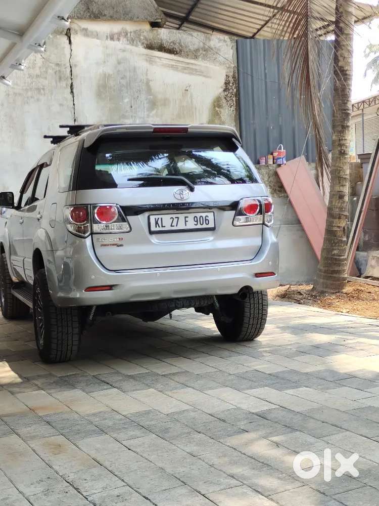 Toyota Fortuner Diesel Mt 2015