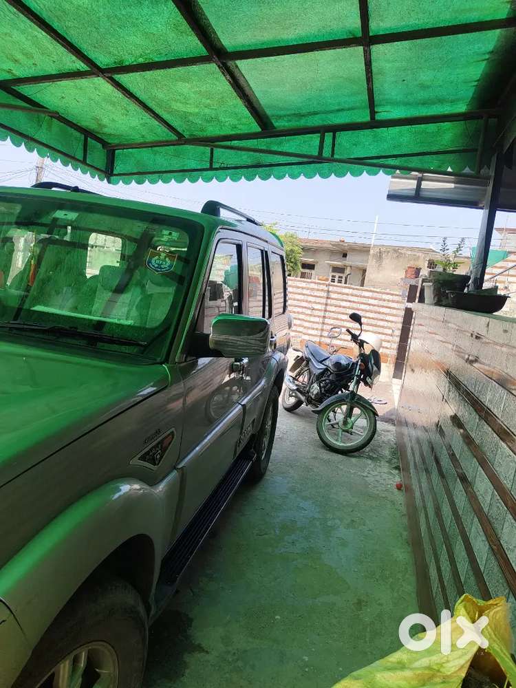 Mahindra Scorpio Classic S10