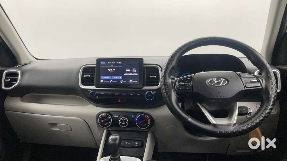 Hyundai Venue [2022-ongoing] 1.2 S, 2023, Petrol