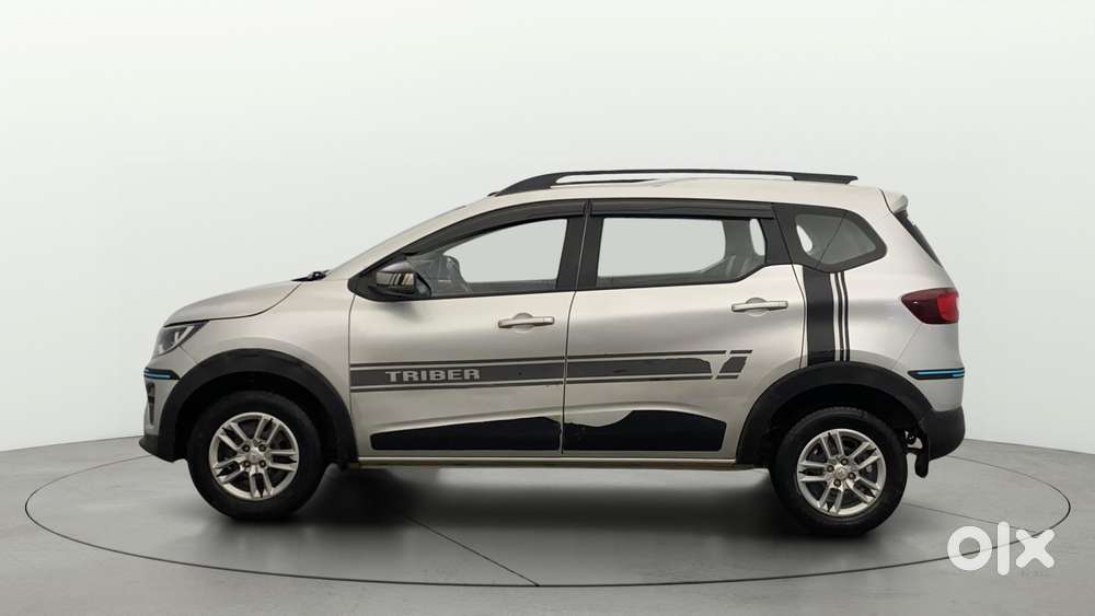 Renault Triber Rxt, 2024, Petrol