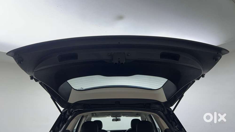 Mahindra Xuv700 2.2 Ax 5 Diesel Mt Str, 2024, Diesel