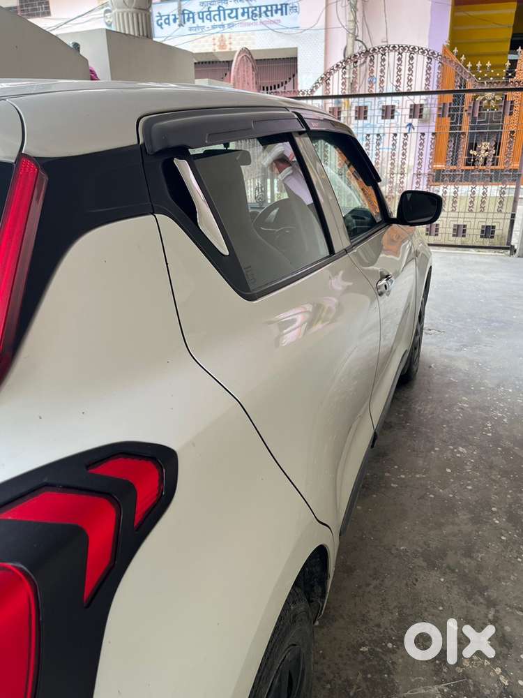 Swift 2023 Second Owner  Fully Loaded With Accesories