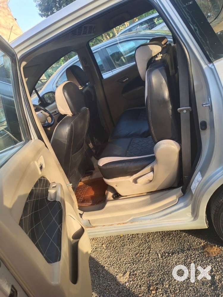 Ertiga Vxi
