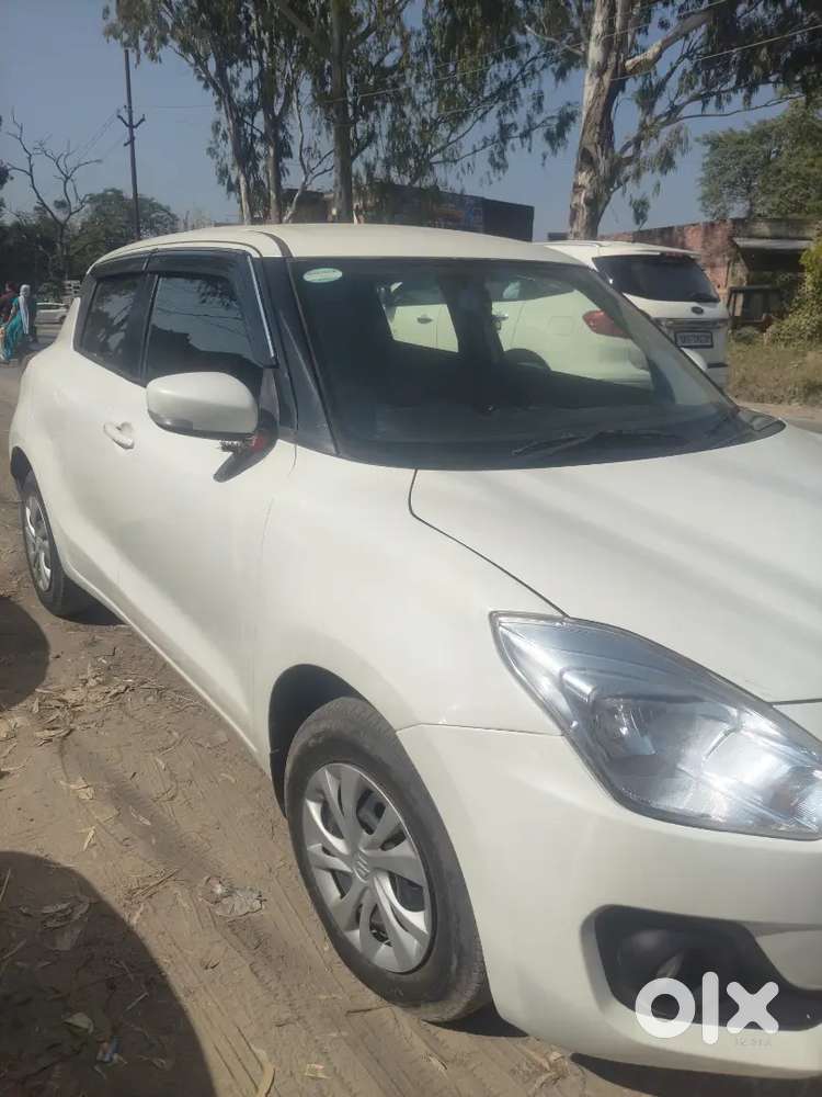 Maruti Suzuki Swift Vxi 2021