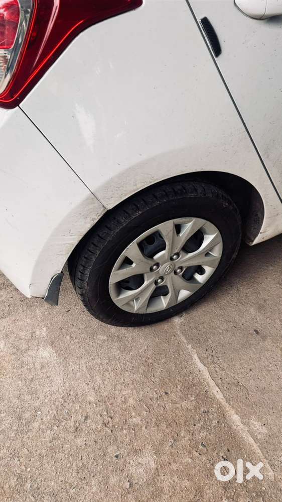 Hyundai Grand I10 Petrol Manual 2015