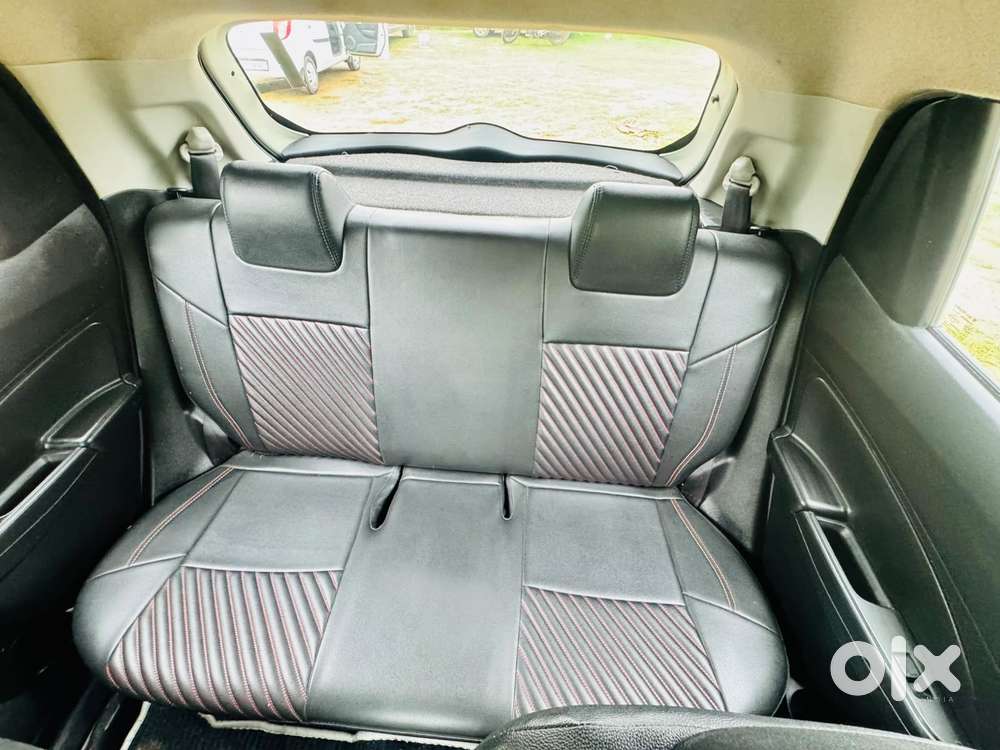 Maruti Suzuki Swift Vxi + Manual, 2021, Petrol