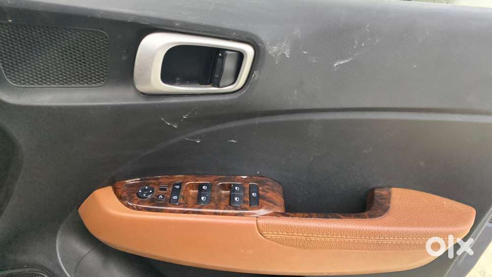 Hyundai Venue [ ] 1.0 Sx (o) Turbo Imt, 2020, Petrol