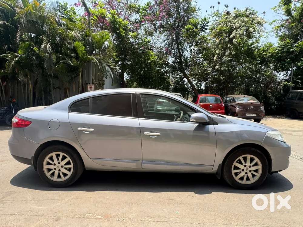 Renault Fluence 2.0 Petrol 2012