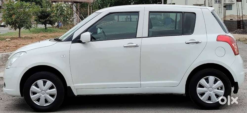 Maruti Suzuki Swift Vxi Bsiv, 2006, Petrol