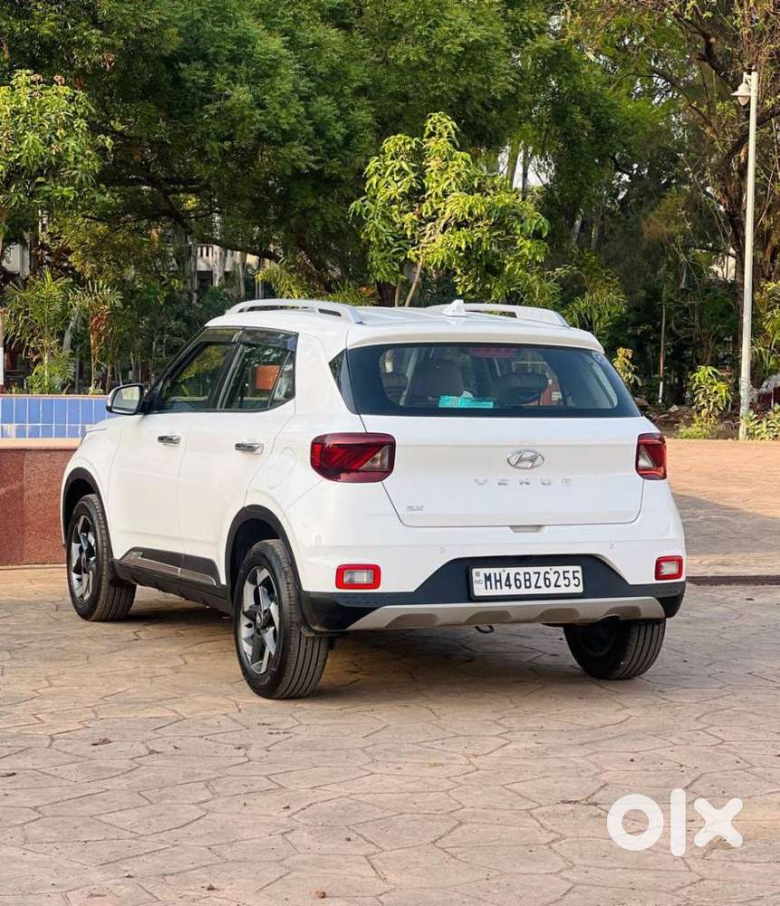 Hyundai Venue Sx (o) Mt 1.5 Diesel, 2021, Diesel